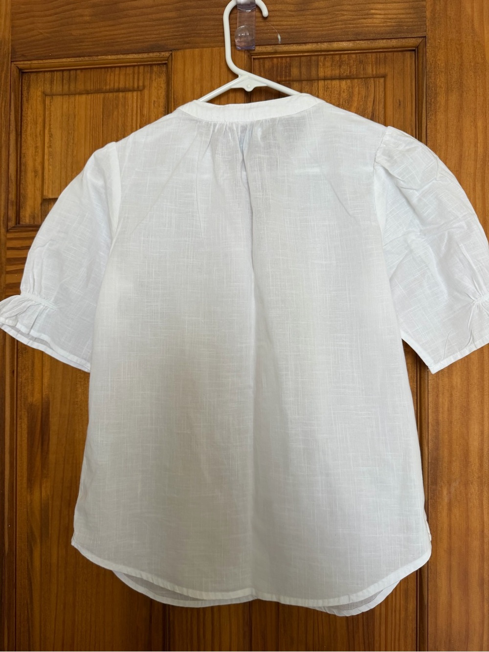 Michael Stars 100% Cotton White Short Puff Sleeve Button Front Top - Picture 6 of 10